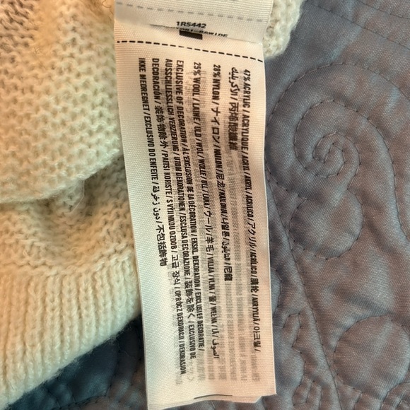 Beautiful oversized Abercrombie & Fitch Sweater - Picture 11 of 11